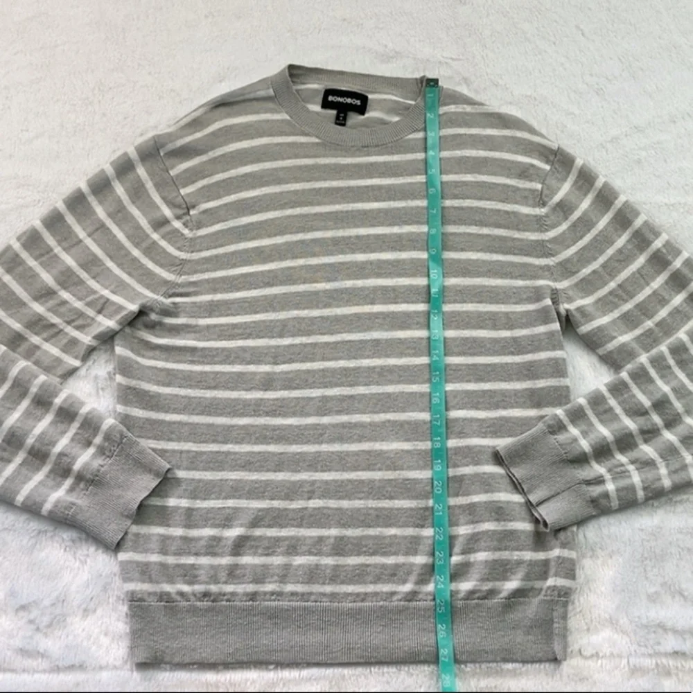 Bonobos Gray and White Linen Striped Slim Fit Sweater - Picture 4 of 7